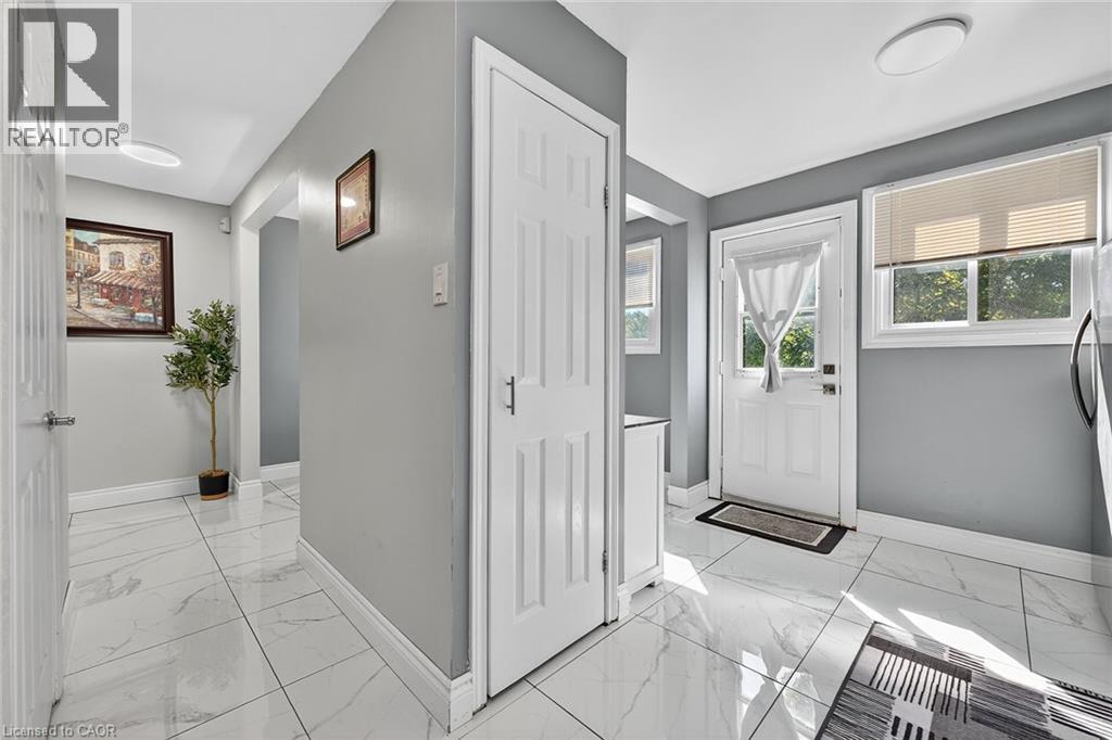 500 Stone Church Road W Unit# F8, Hamilton, Ontario  L9B 1R2 - Photo 13 - 40777222