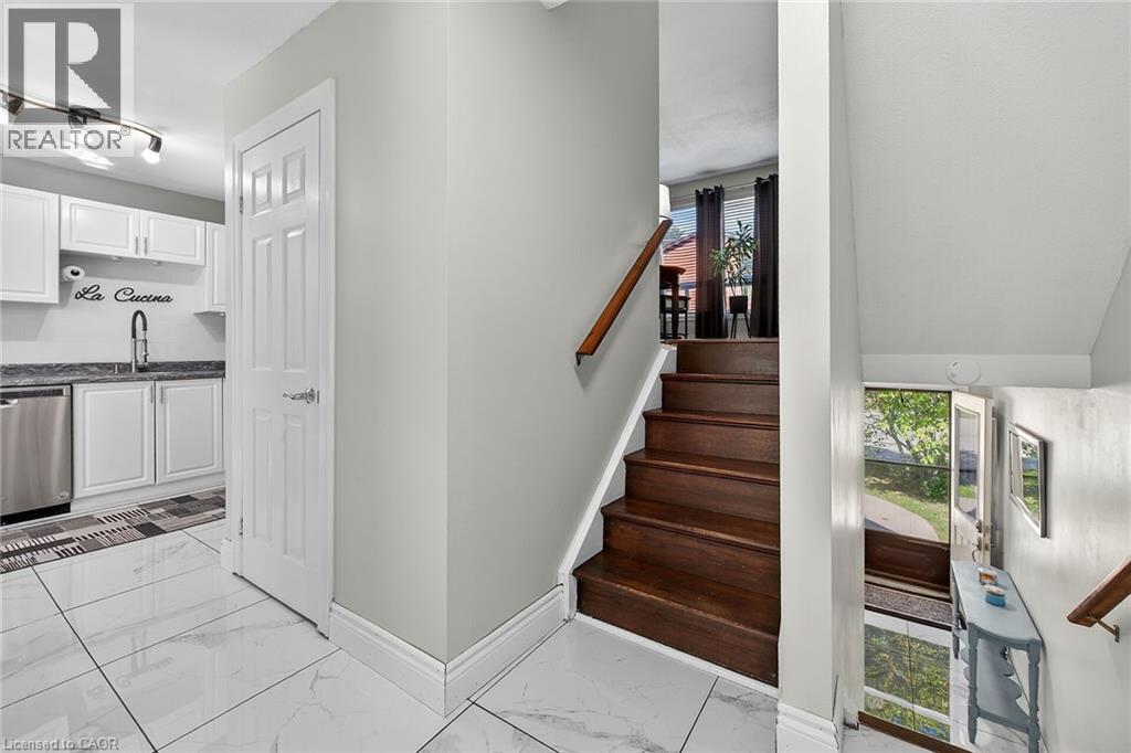500 Stone Church Road W Unit# F8, Hamilton, Ontario  L9B 1R2 - Photo 15 - 40777222