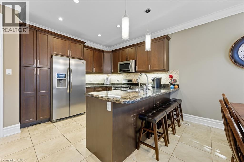 15 Morning Mist Drive, Hamilton, Ontario  L9B 0E5 - Photo 12 - 40777209