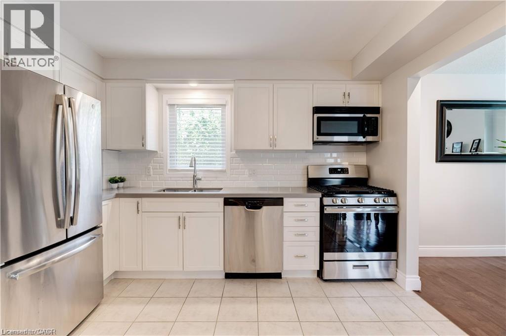 2181 Cleaver Avenue, Burlington, Ontario  L7M 3W5 - Photo 12 - 40777075