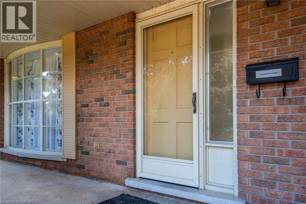 389 Dunvegan Drive, Waterloo, Ontario  N2K 2C6 - Photo 6 - 40775736
