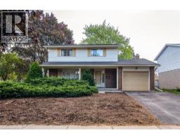 389 DUNVEGAN Drive, Waterloo, Ontario