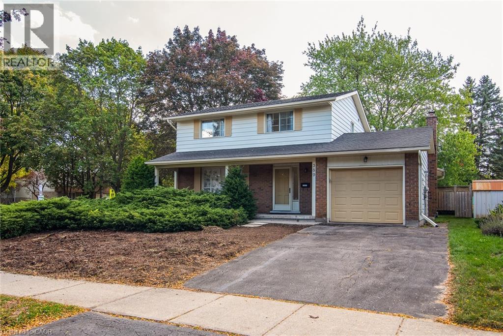 389 Dunvegan Drive, Waterloo, Ontario  N2K 2C6 - Photo 2 - 40775736