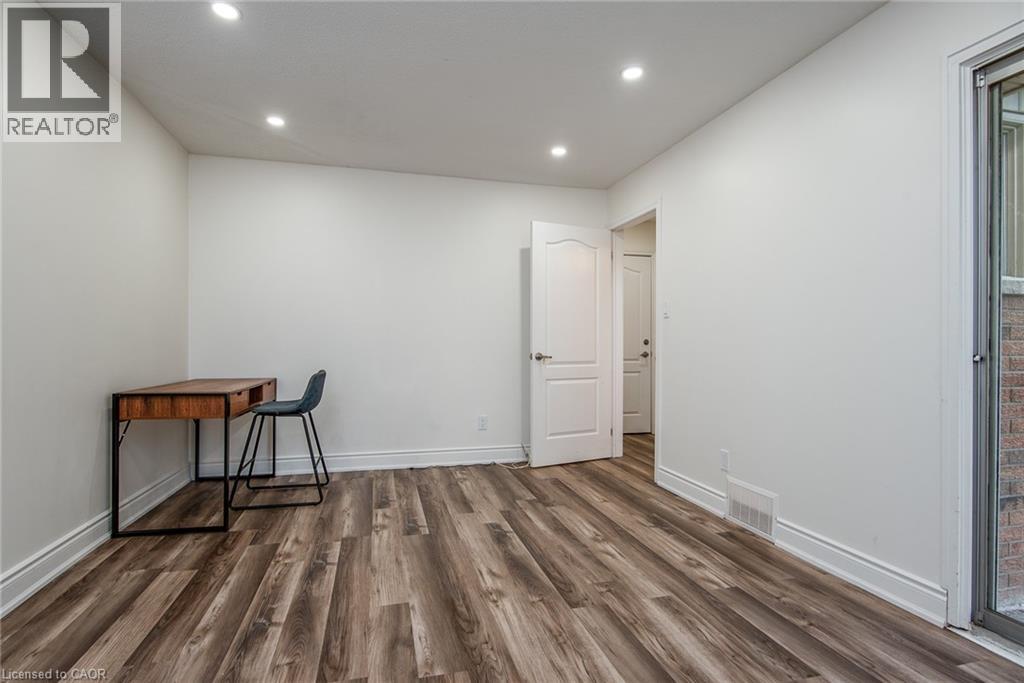 389 Dunvegan Drive, Waterloo, Ontario  N2K 2C6 - Photo 40 - 40775736