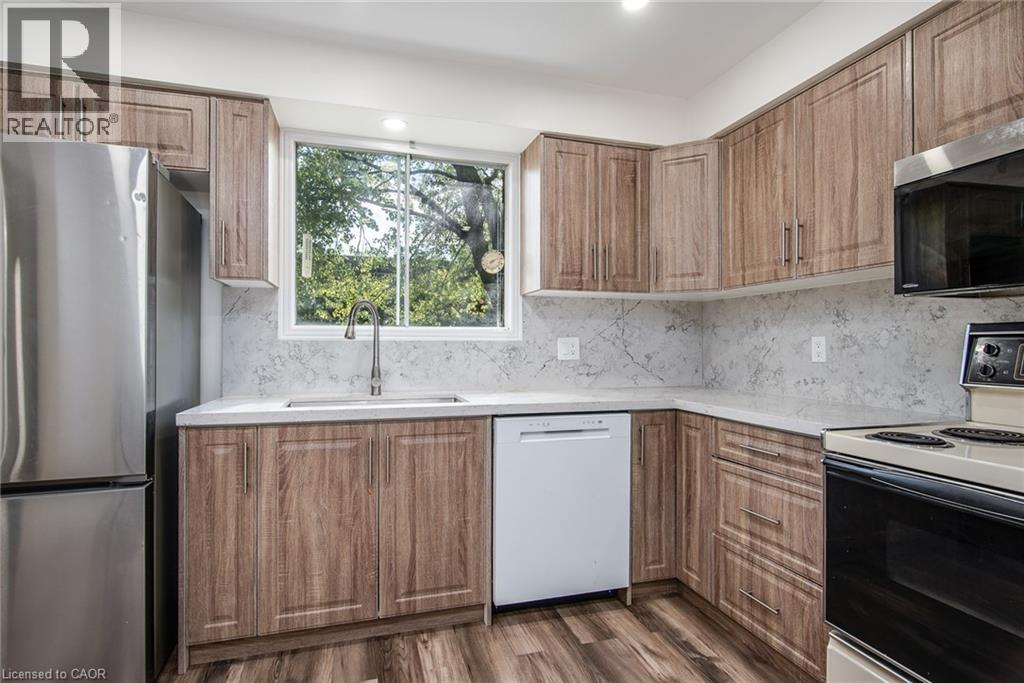 389 Dunvegan Drive, Waterloo, Ontario  N2K 2C6 - Photo 32 - 40775736