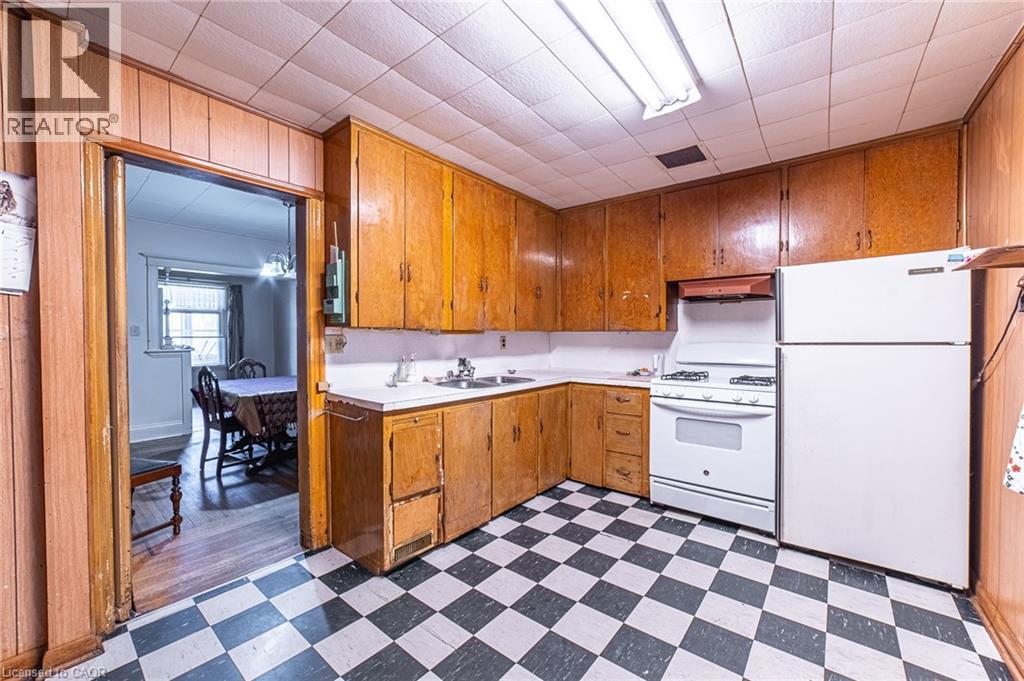 35 Sherman Avenue N, Hamilton, Ontario  L8L 6L9 - Photo 11 - 40777036
