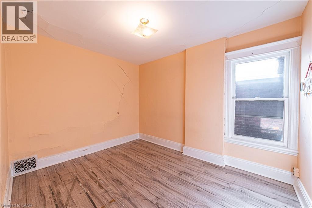 35 Sherman Avenue N, Hamilton, Ontario  L8L 6L9 - Photo 16 - 40777036