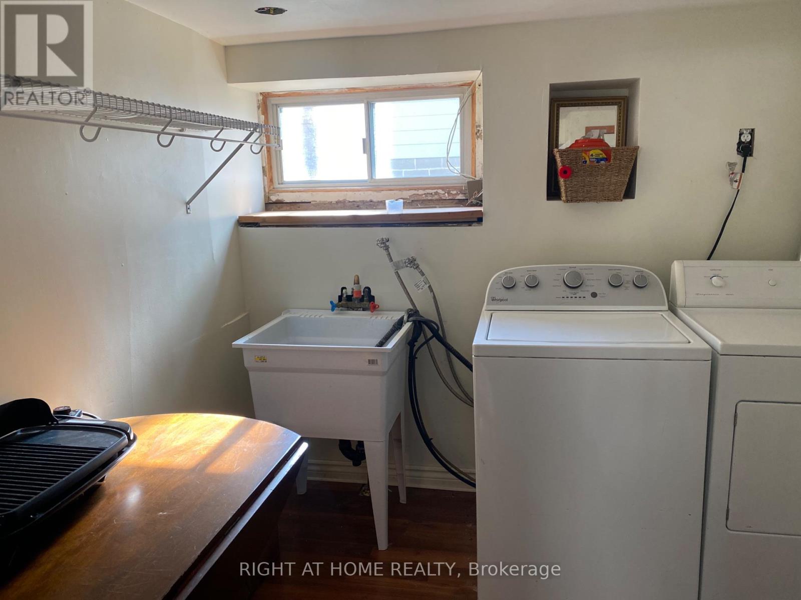 51 Frederick Street S, Halton Hills, Ontario  L7J 2B9 - Photo 31 - W12430463