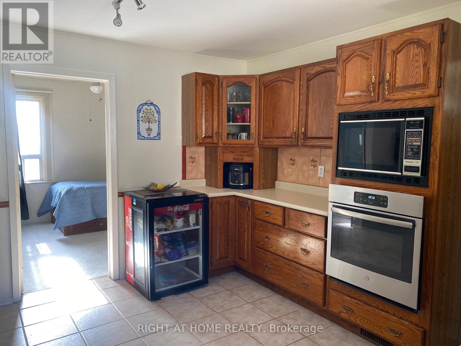 51 Frederick Street S, Halton Hills, Ontario  L7J 2B9 - Photo 29 - W12430463