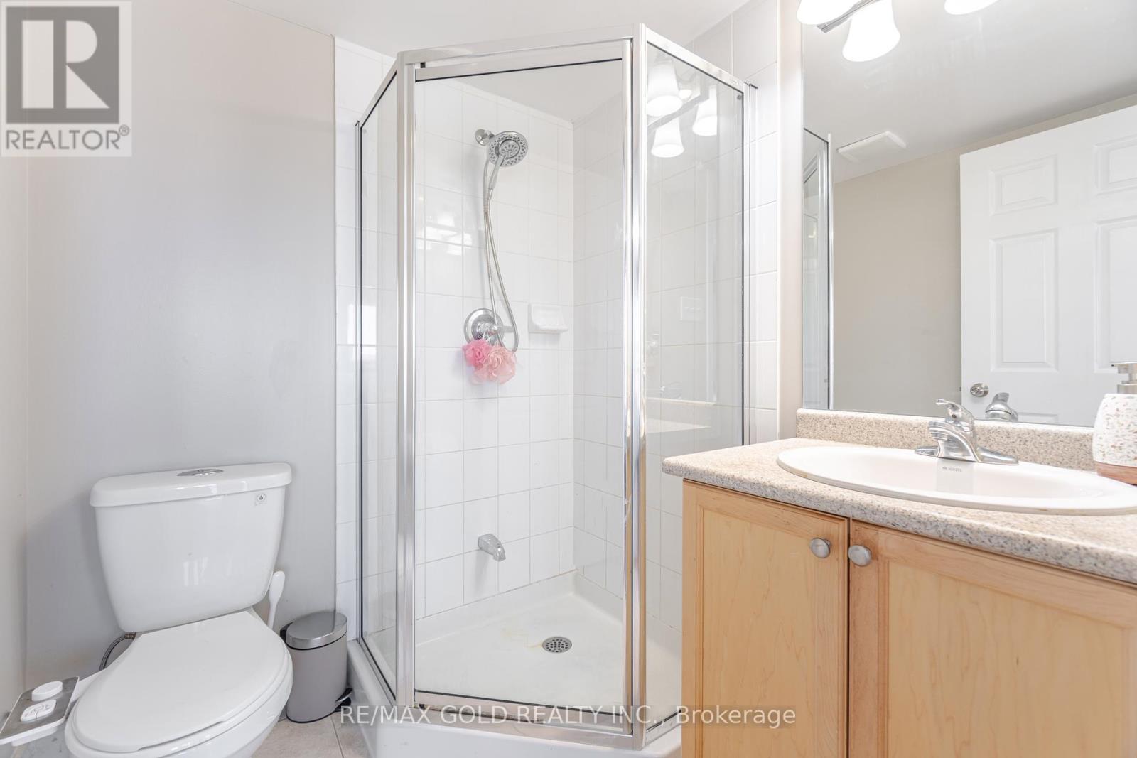 51 - 60 Fairwood Circle, Brampton, Ontario  L6R 0Y6 - Photo 30 - W12439459