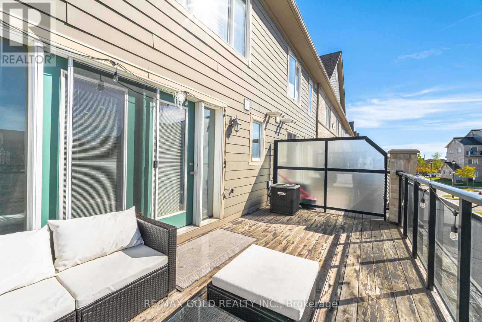 51 - 60 Fairwood Circle, Brampton, Ontario  L6R 0Y6 - Photo 18 - W12439459