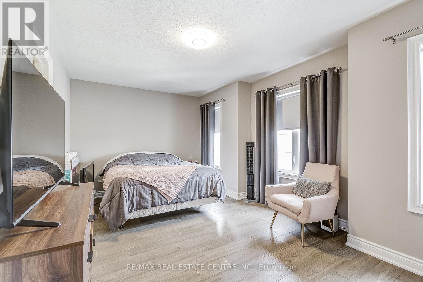 1578 Leger Way, Milton, Ontario  L9E 1H4 - Photo 21 - W12448039