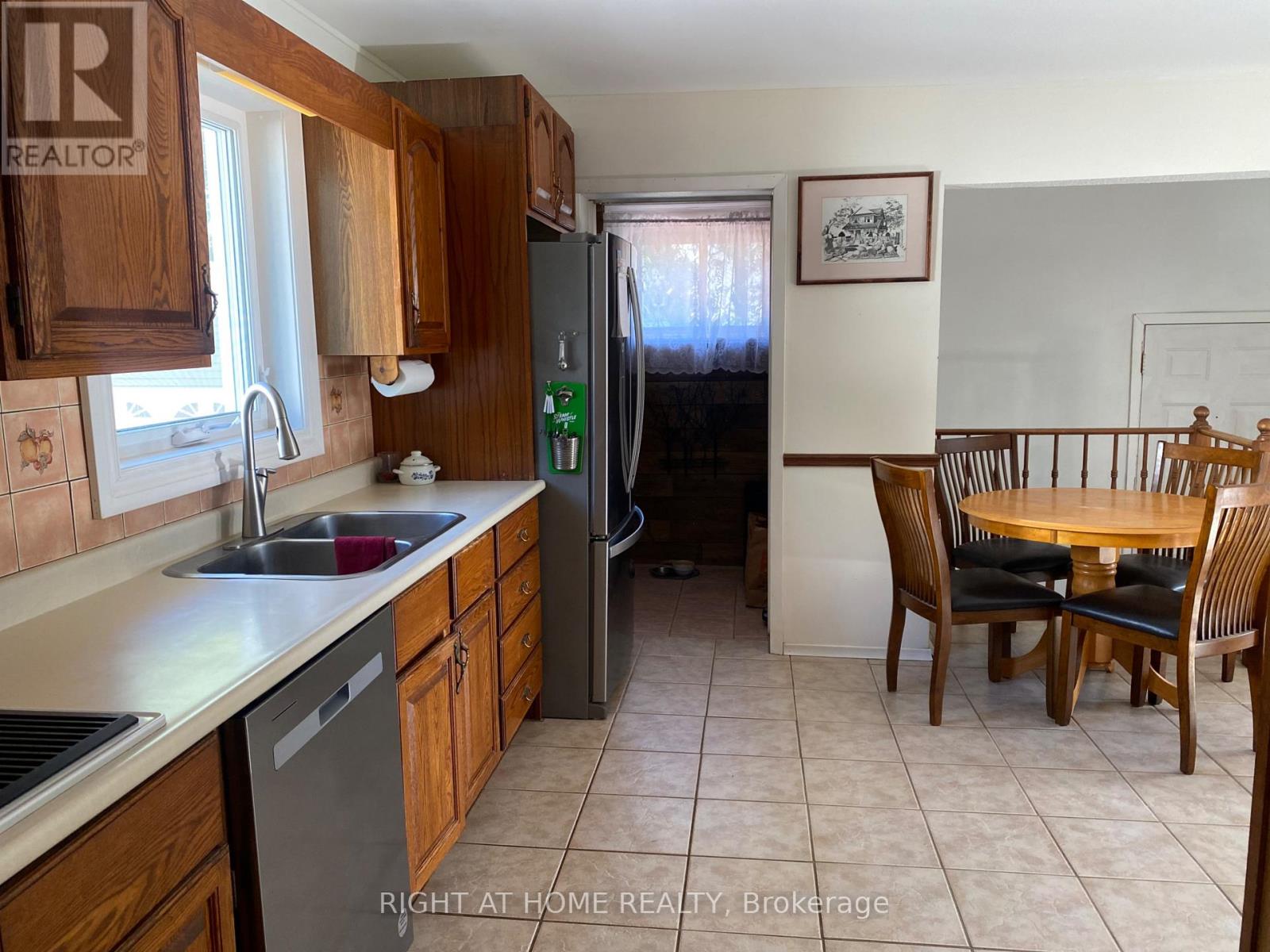 51 Frederick Street S, Halton Hills, Ontario  L7J 2B9 - Photo 30 - W12430463