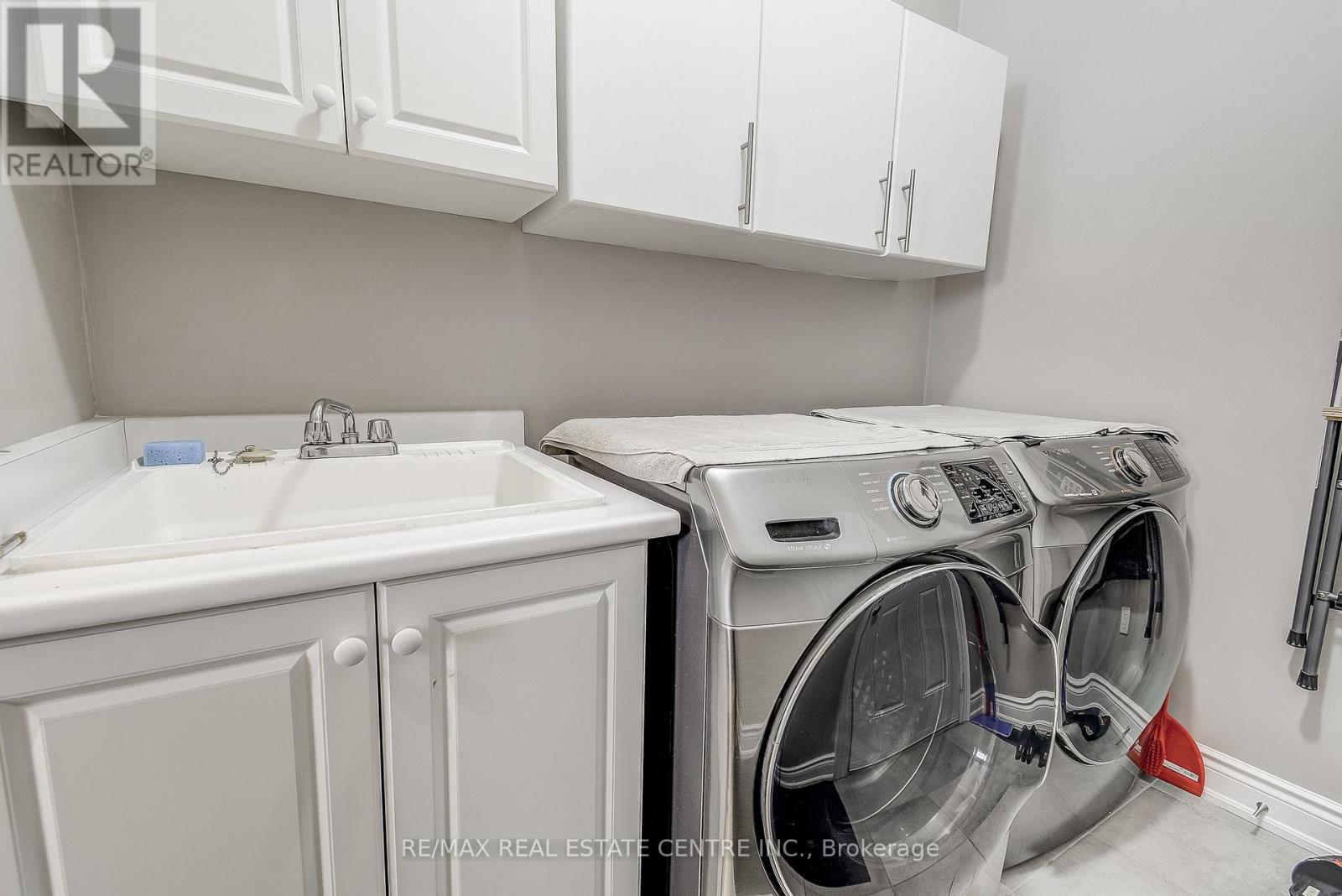 1578 Leger Way, Milton, Ontario  L9E 1H4 - Photo 35 - W12448039