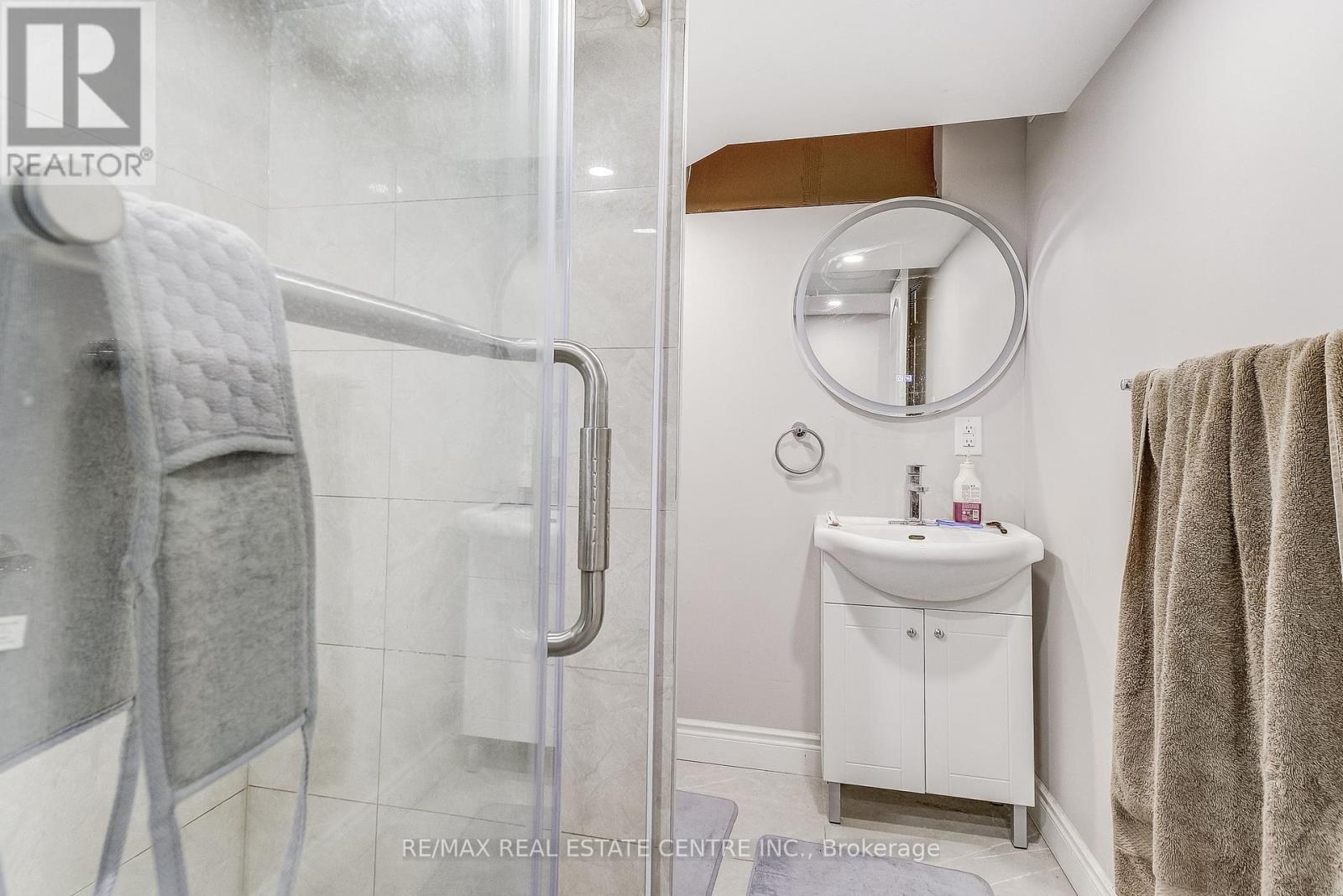 1578 Leger Way, Milton, Ontario  L9E 1H4 - Photo 37 - W12448039