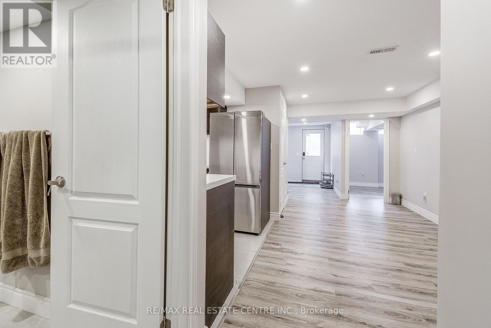 1578 Leger Way, Milton, Ontario  L9E 1H4 - Photo 36 - W12448039