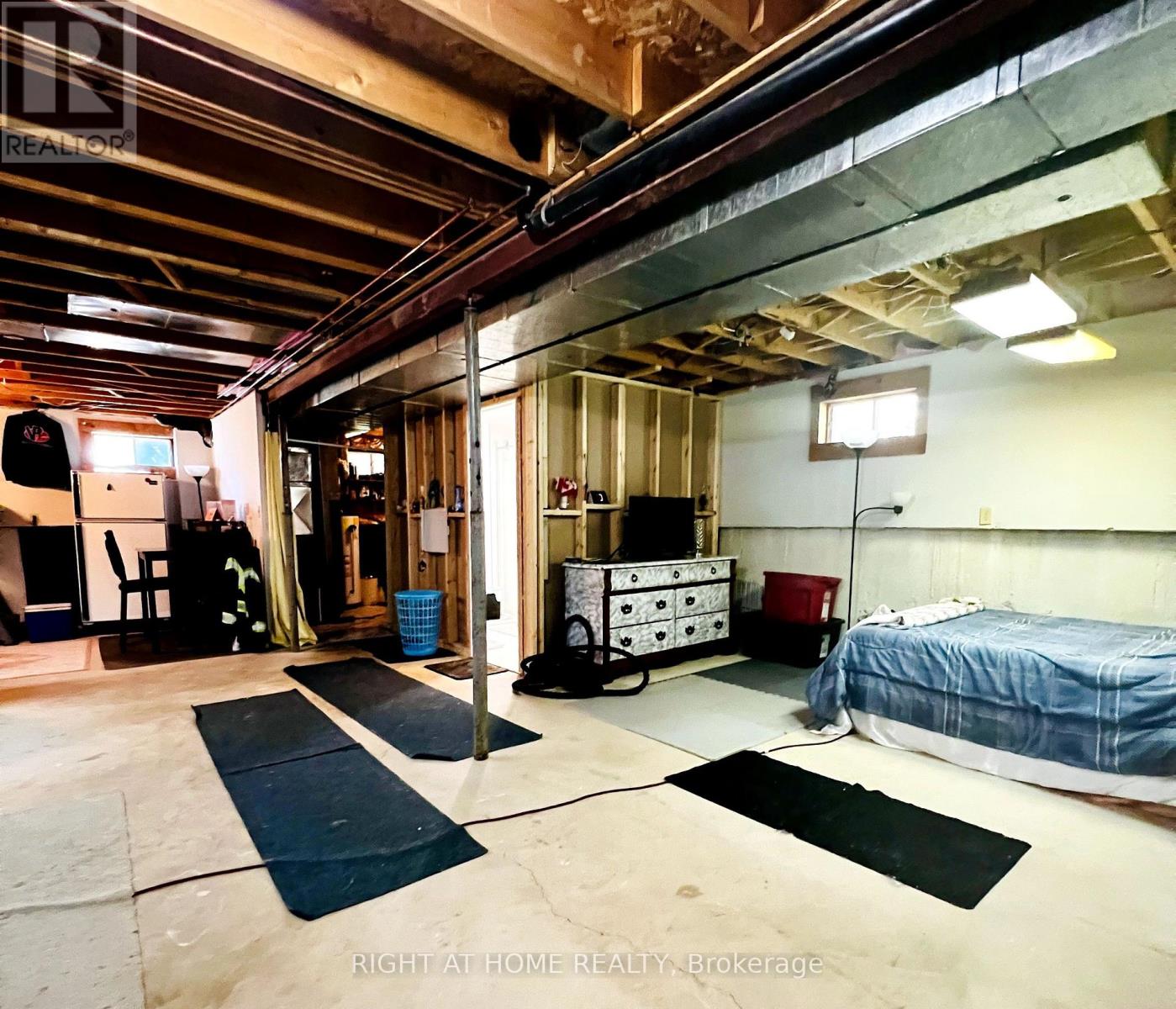 146 St Augustine Drive, St. Catharines (Secord Woods), Ontario  L2P 3W1 - Photo 26 - X12448466