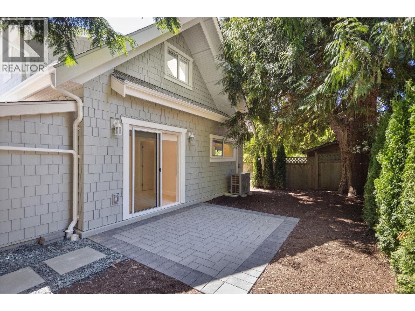 413 Seventh Avenue, New Westminster, British Columbia  V3L 1W6 - Photo 32 - R3056166