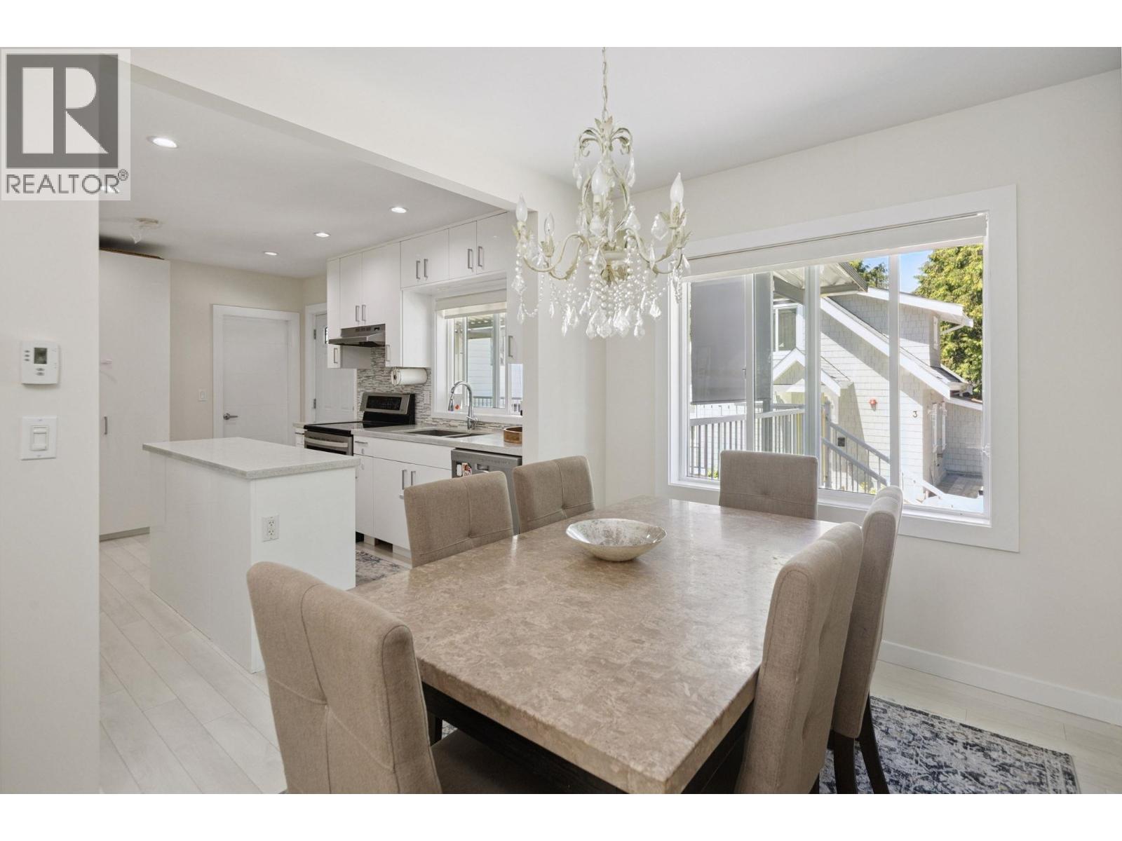 413 Seventh Avenue, New Westminster, British Columbia  V3L 1W6 - Photo 8 - R3056166