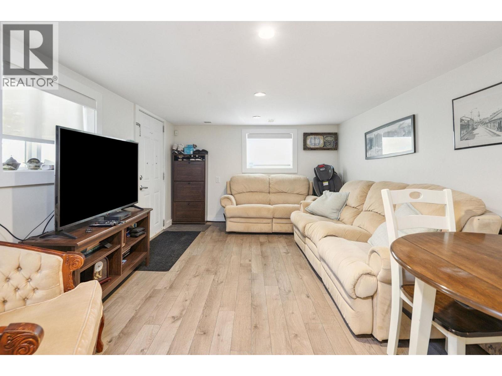 413 Seventh Avenue, New Westminster, British Columbia  V3L 1W6 - Photo 36 - R3056166