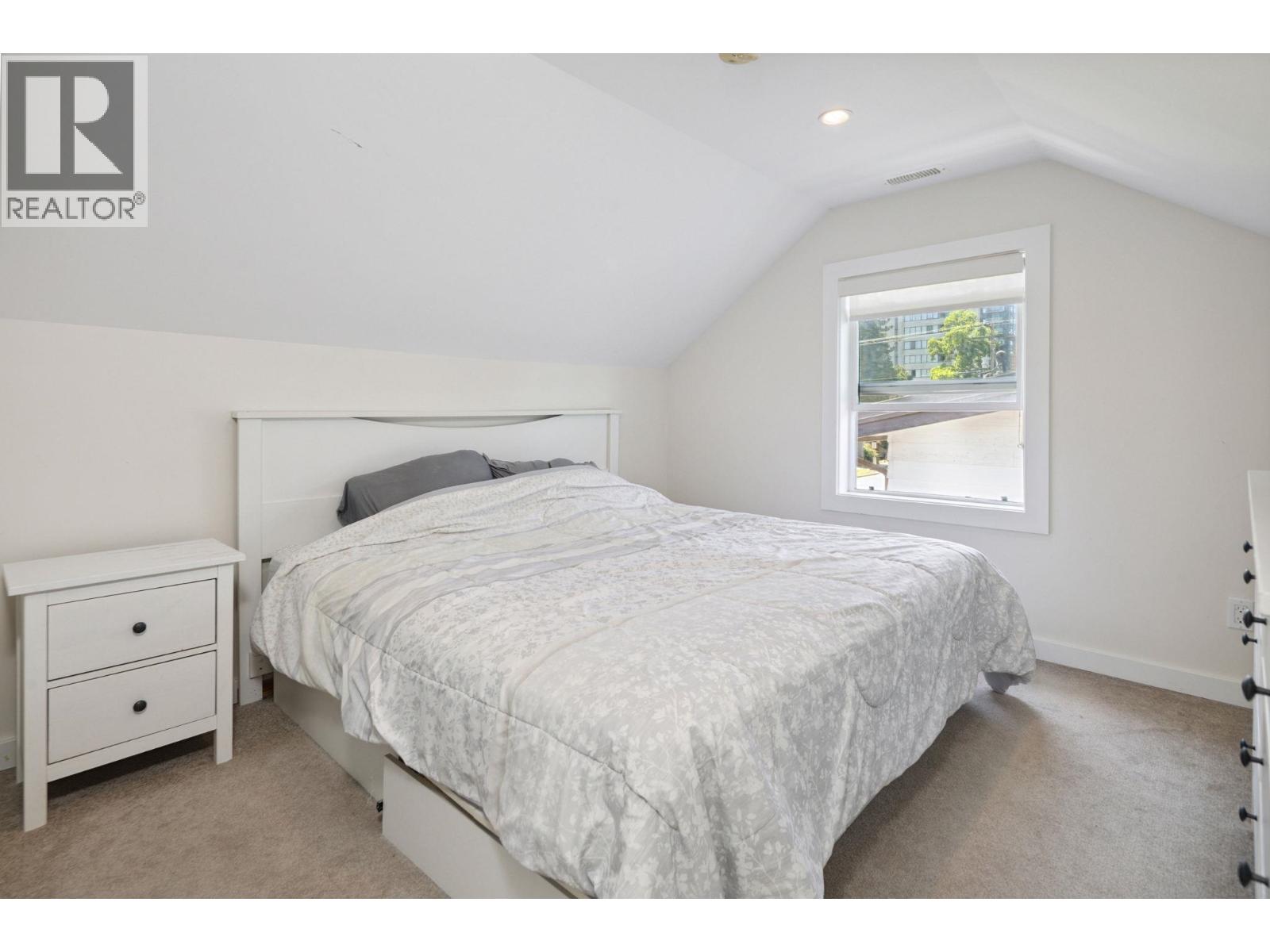 413 Seventh Avenue, New Westminster, British Columbia  V3L 1W6 - Photo 13 - R3056166