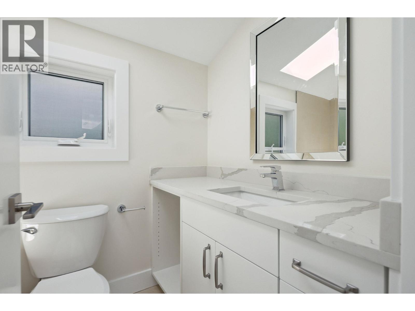 413 Seventh Avenue, New Westminster, British Columbia  V3L 1W6 - Photo 30 - R3056166