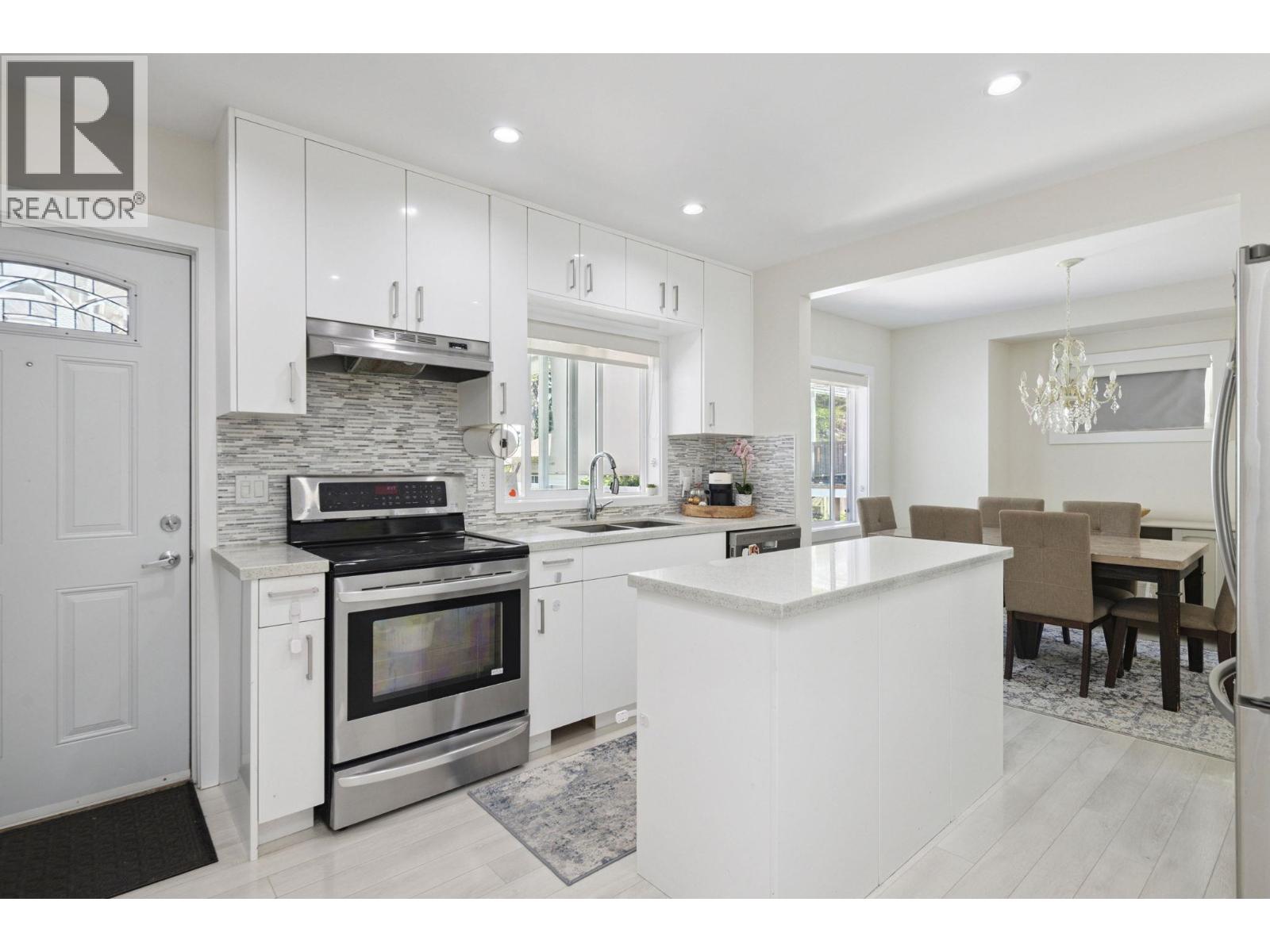 413 Seventh Avenue, New Westminster, British Columbia  V3L 1W6 - Photo 10 - R3056166