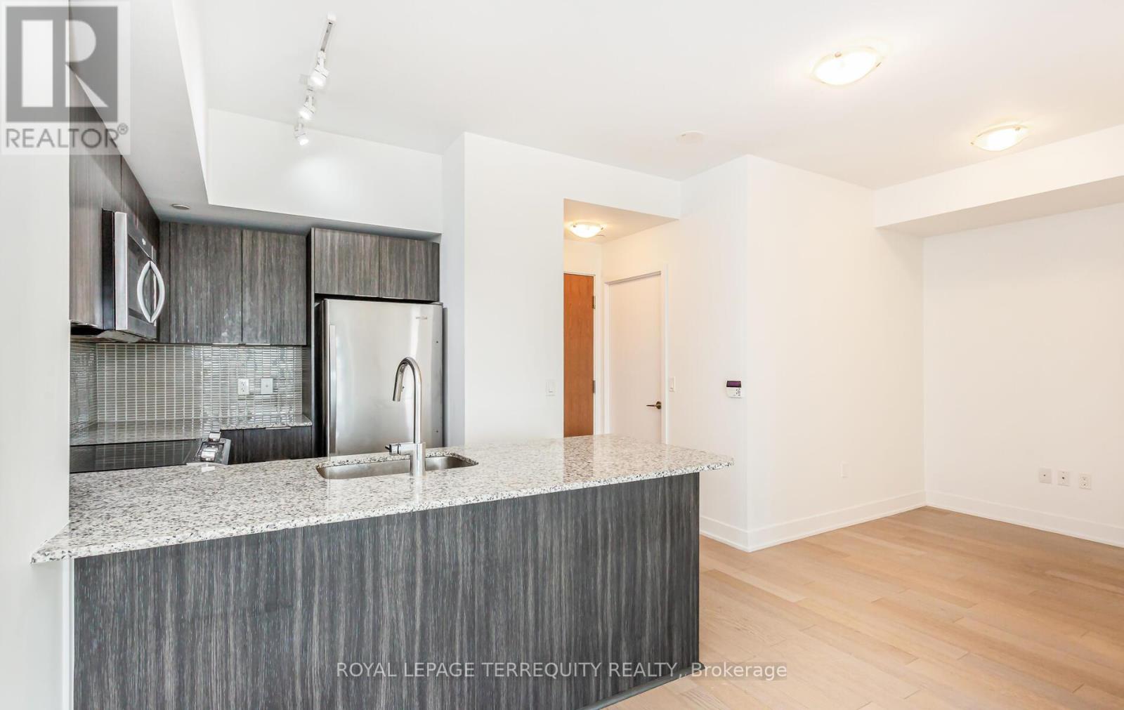 422 - 30 Shore Breeze Drive, Toronto, Ontario  M8V 0J1 - Photo 11 - W12449596