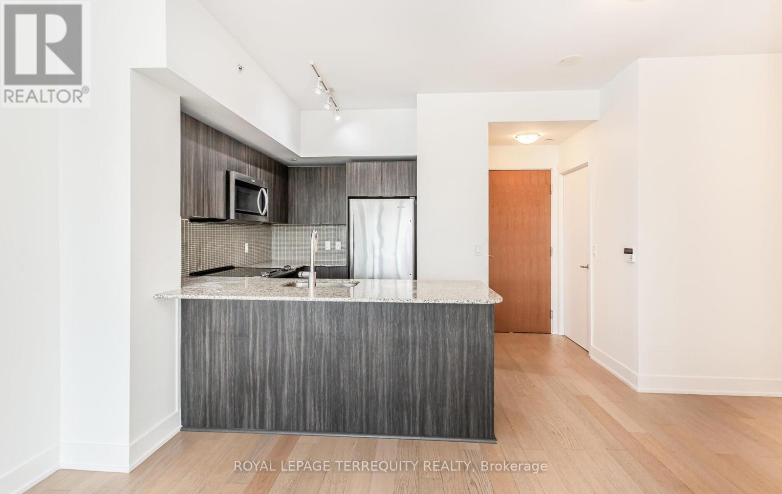 422 - 30 Shore Breeze Drive, Toronto, Ontario  M8V 0J1 - Photo 12 - W12449596