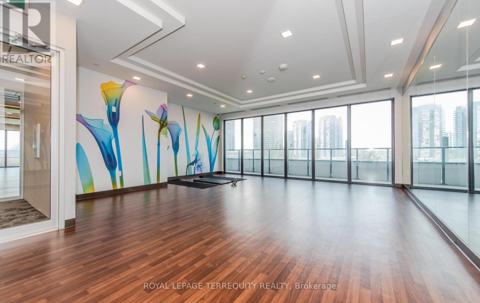 422 - 30 Shore Breeze Drive, Toronto, Ontario  M8V 0J1 - Photo 30 - W12449596