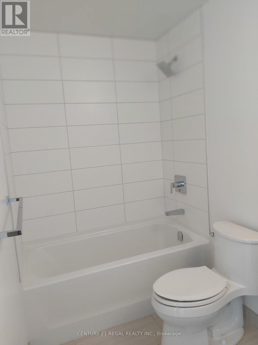 515 - 20 Brin Drive, Toronto, Ontario  M8X 0B2 - Photo 7 - W12449633