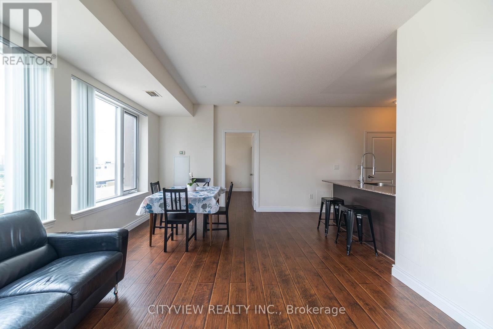 911 - 385 Prince Of Wales Drive, Mississauga, Ontario  L5B 0C6 - Photo 13 - W12449666