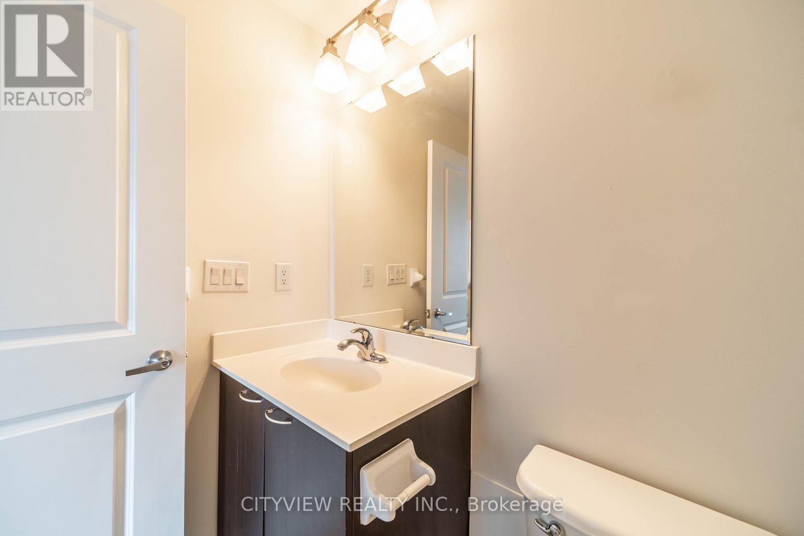 911 - 385 Prince Of Wales Drive, Mississauga, Ontario  L5B 0C6 - Photo 18 - W12449666