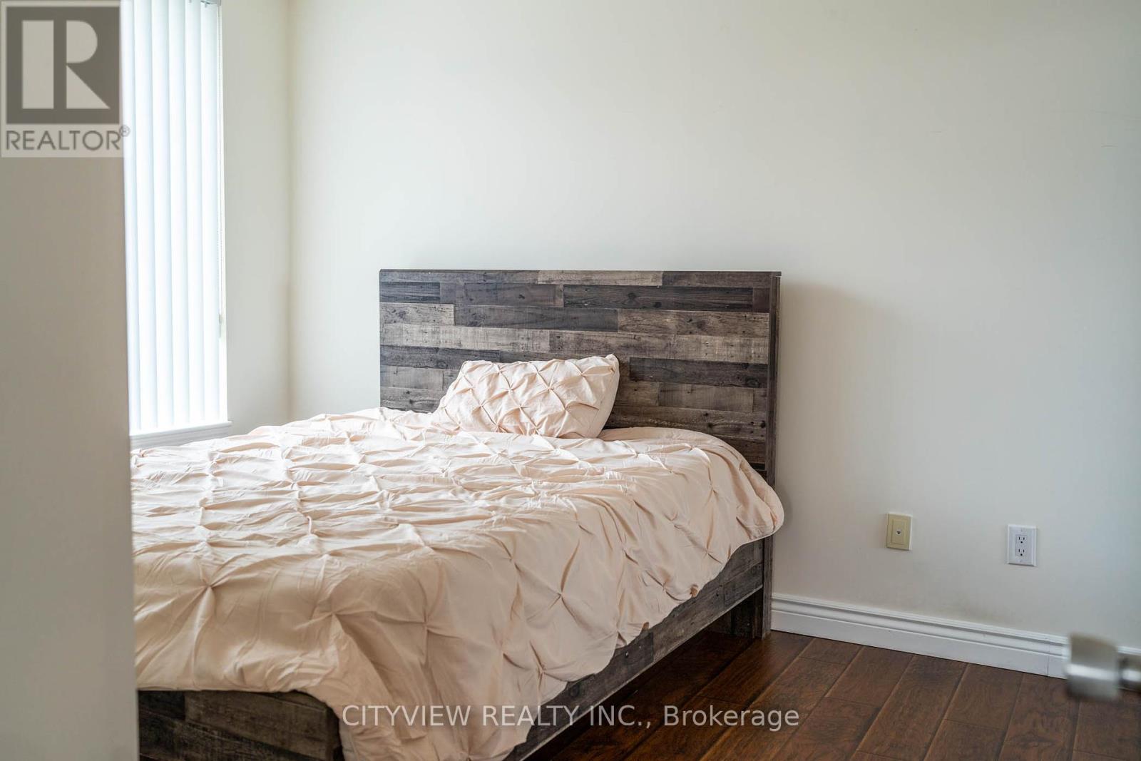 911 - 385 Prince Of Wales Drive, Mississauga, Ontario  L5B 0C6 - Photo 28 - W12449666
