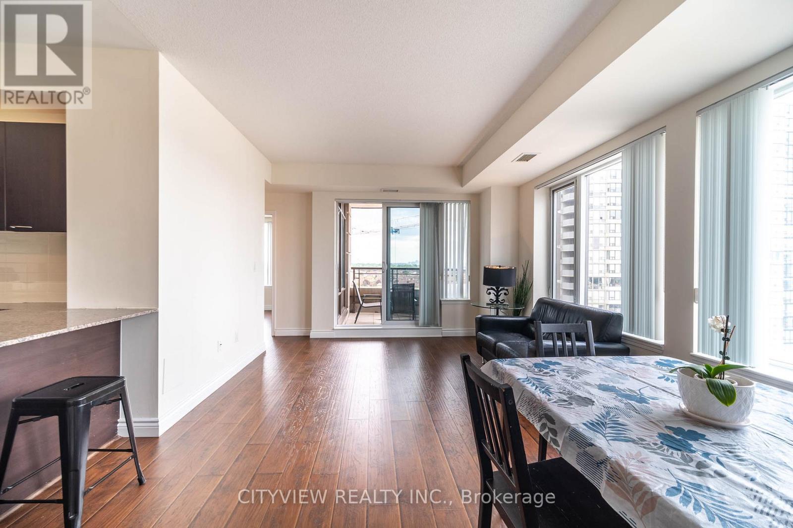 911 - 385 Prince Of Wales Drive, Mississauga, Ontario  L5B 0C6 - Photo 8 - W12449666