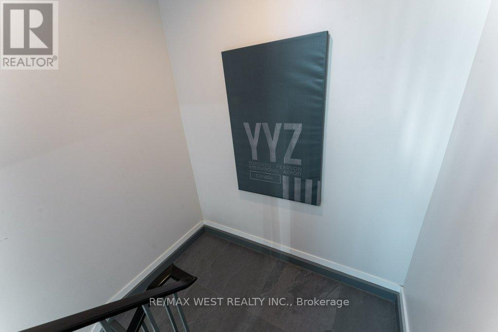 167 Quebec Avenue, Toronto, Ontario  M6S 3W1 - Photo 19 - W12449672