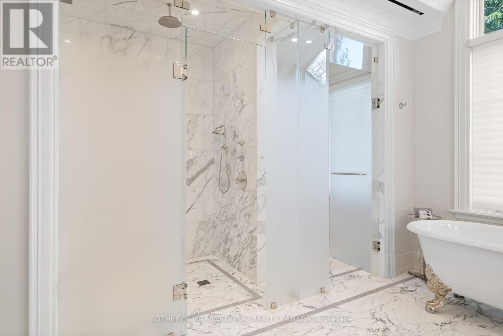 29 Twyford Road, Toronto, Ontario  M9A 1W3 - Photo 24 - W12449679
