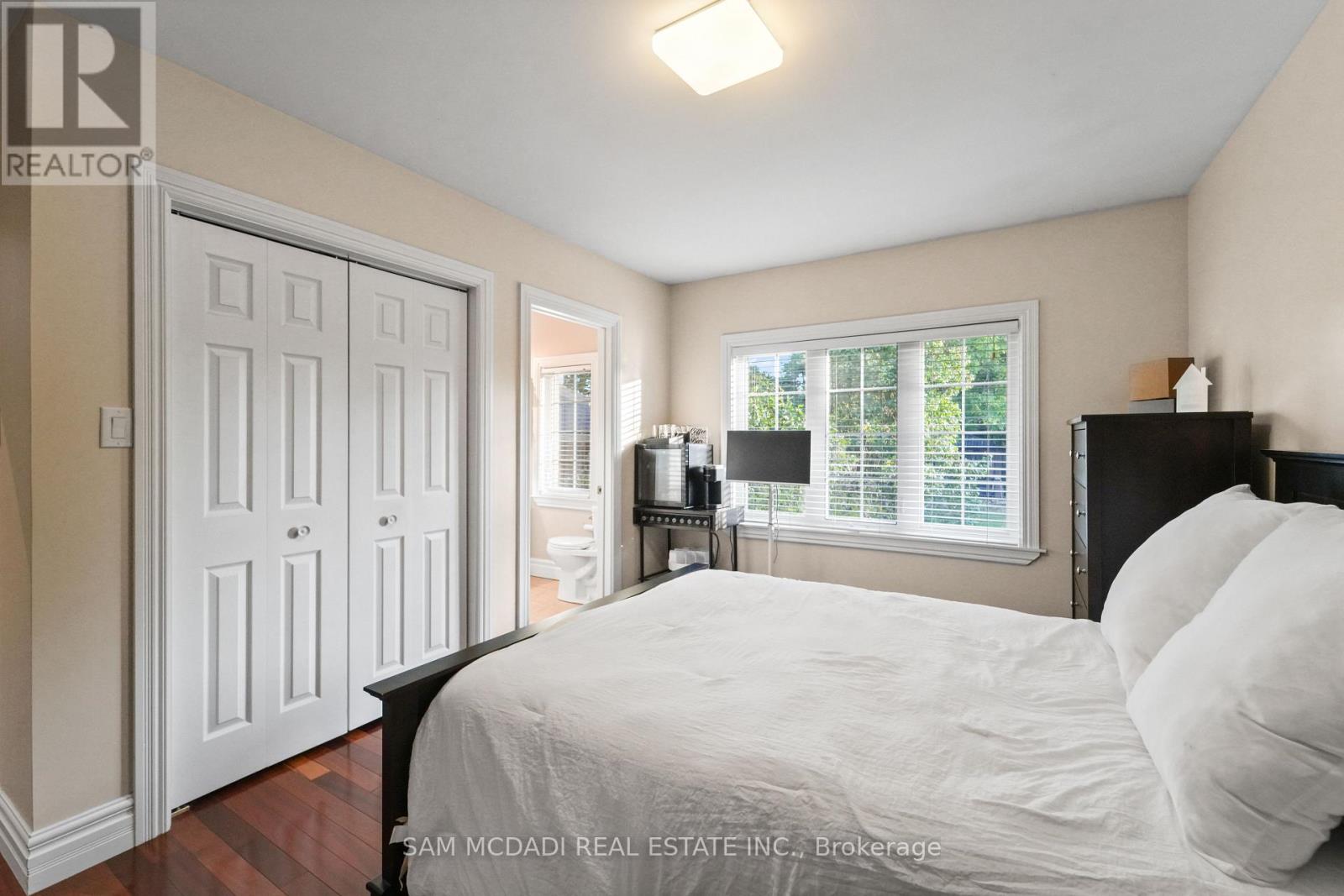 724 Atoka Drive, Mississauga, Ontario  L5H 1Y6 - Photo 24 - W12449718