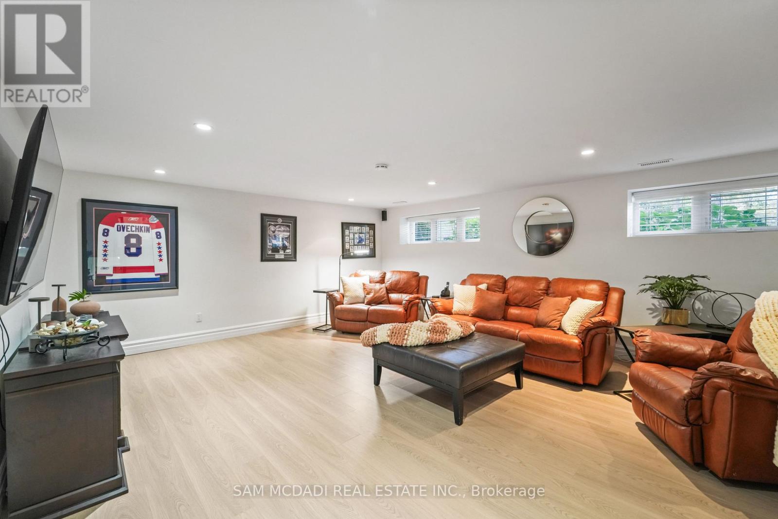 724 Atoka Drive, Mississauga, Ontario  L5H 1Y6 - Photo 33 - W12449718