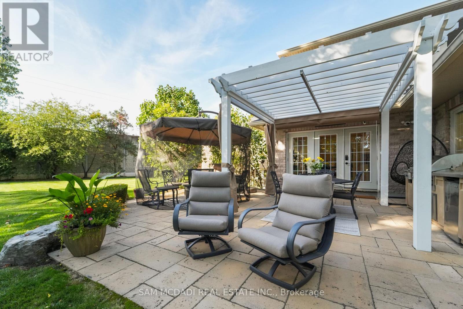 724 Atoka Drive, Mississauga, Ontario  L5H 1Y6 - Photo 43 - W12449718