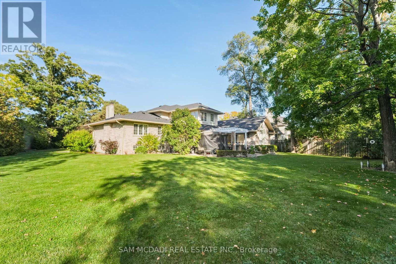 724 Atoka Drive, Mississauga, Ontario  L5H 1Y6 - Photo 47 - W12449718