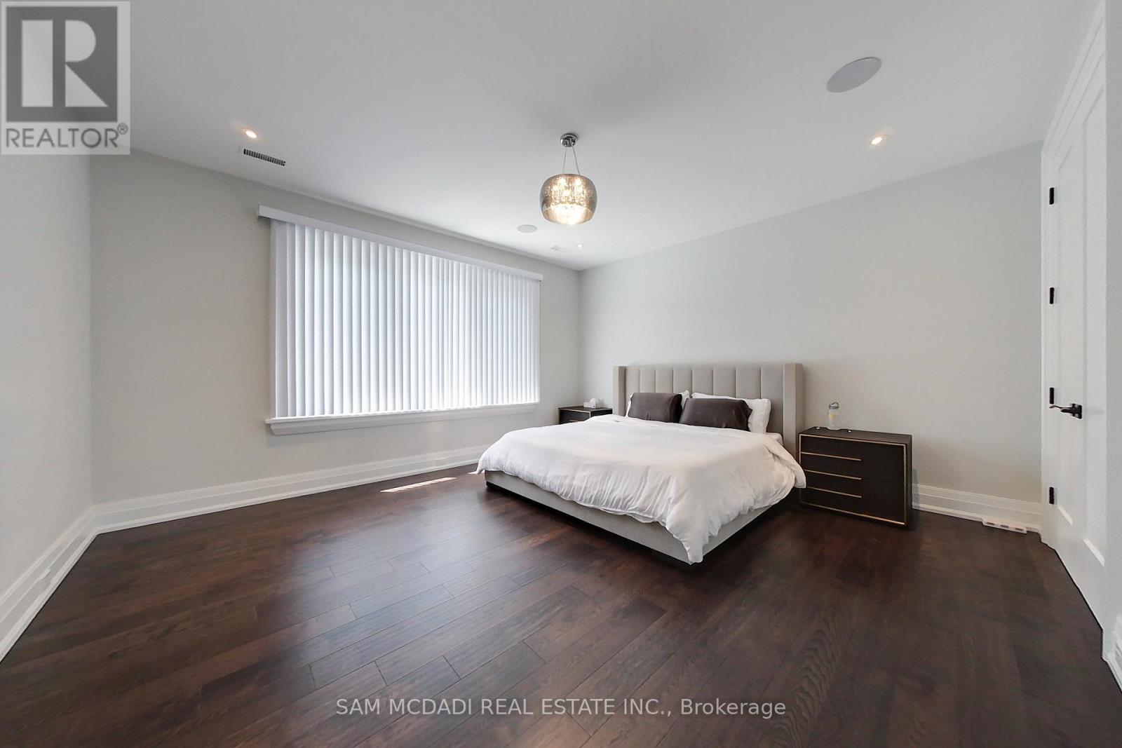 2006 Portway Avenue, Mississauga, Ontario  L5H 3M5 - Photo 18 - W12449728