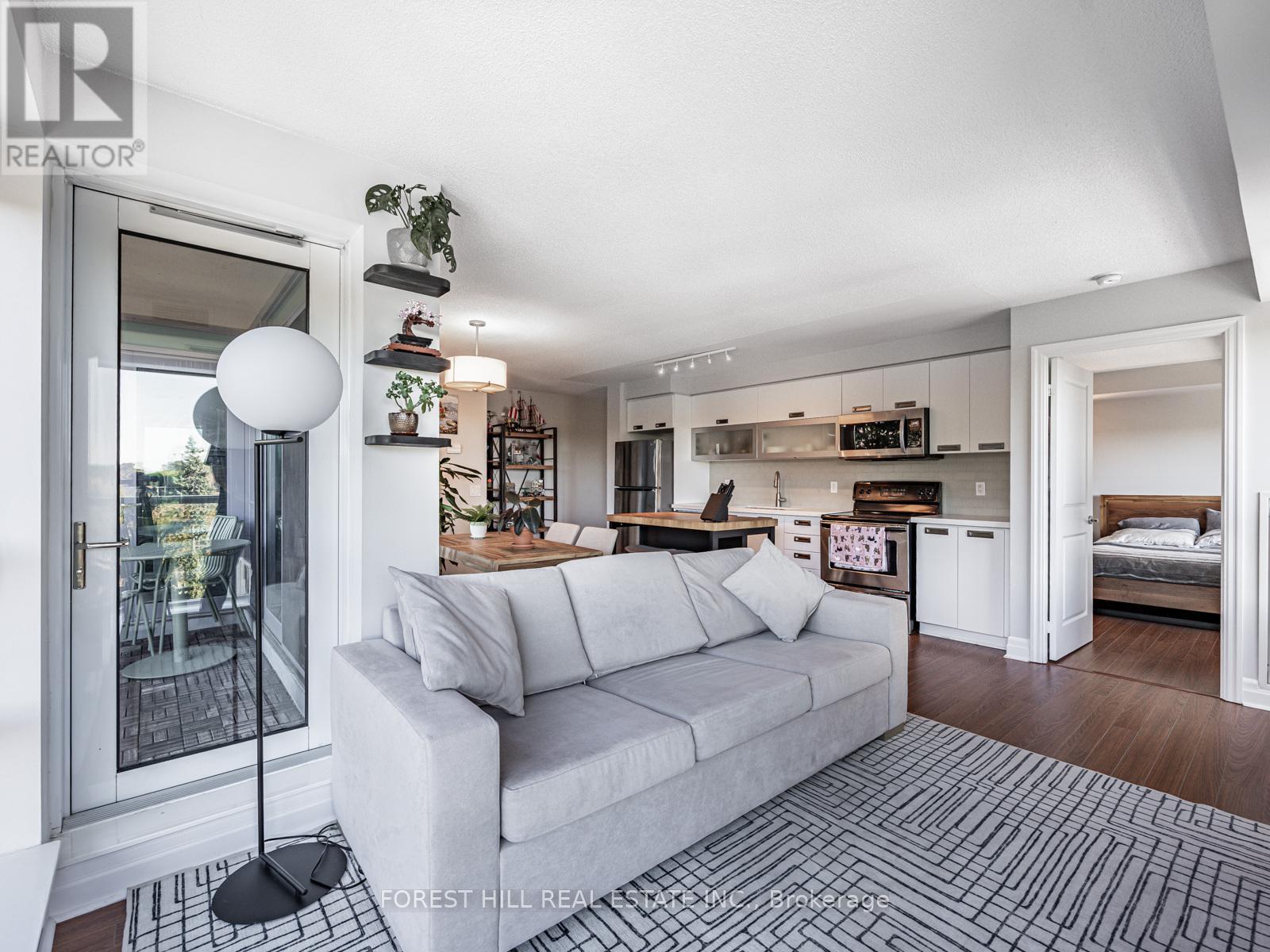 216 - 20 Gothic Avenue, Toronto (High Park North), Ontario  M6P 1T5 - Photo 9 - W12449729