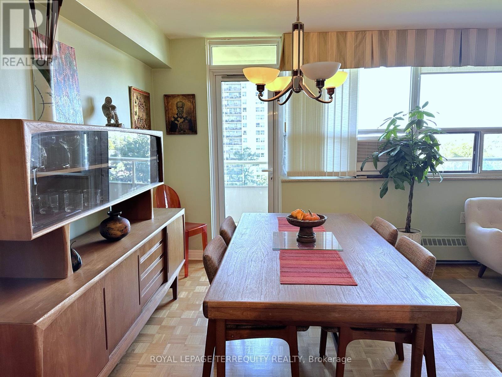 817 - 360 Ridelle Avenue, Toronto (Briar Hill-Belgravia), Ontario  M6B 1K1 - Photo 15 - W12449742