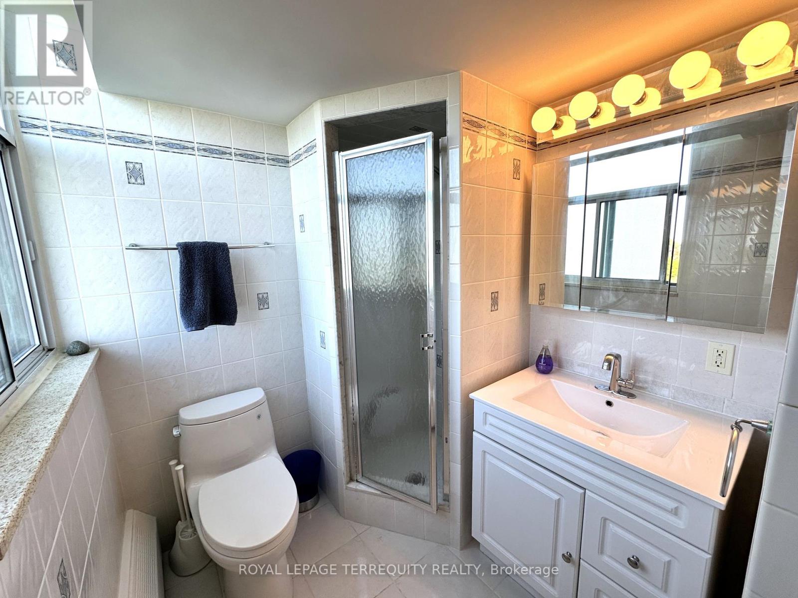 817 - 360 Ridelle Avenue, Toronto (Briar Hill-Belgravia), Ontario  M6B 1K1 - Photo 26 - W12449742