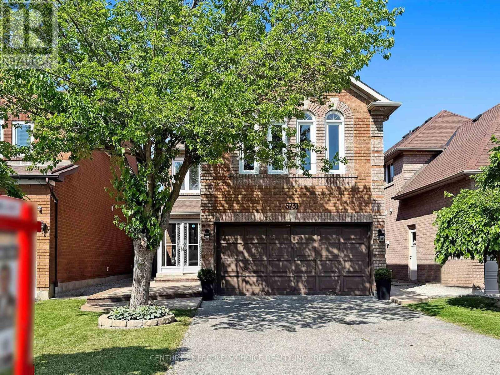 5731 Mersey Street, Mississauga, Ontario  L5V 1V7 - Photo 3 - W12449744