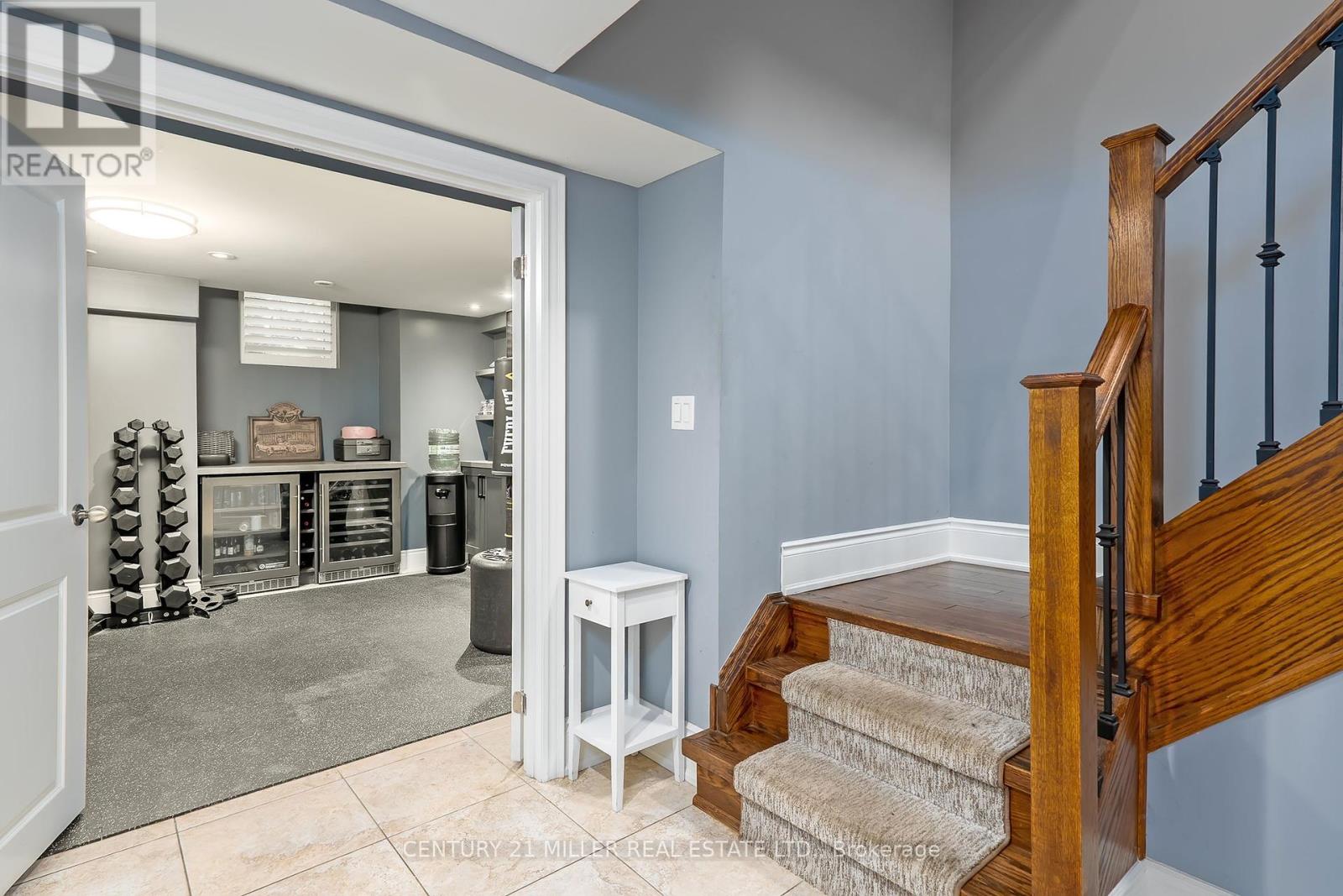 216 Rebecca Street, Oakville, Ontario  L6K 1J9 - Photo 30 - W12449751