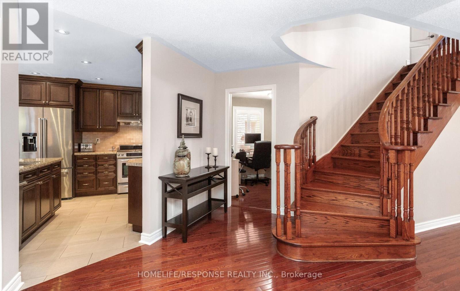 5133 Parkplace Circle, Mississauga, Ontario  L5V 2M1 - Photo 18 - W12449756