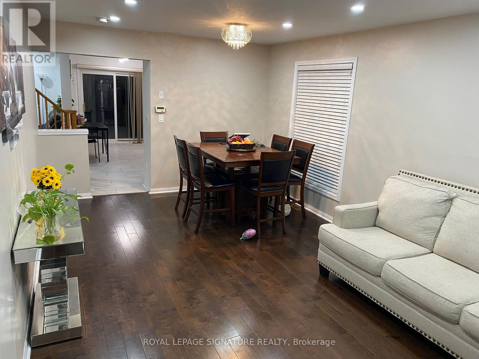UPPER - 1025 BARCLAY CIRCLE, Milton, Ontario