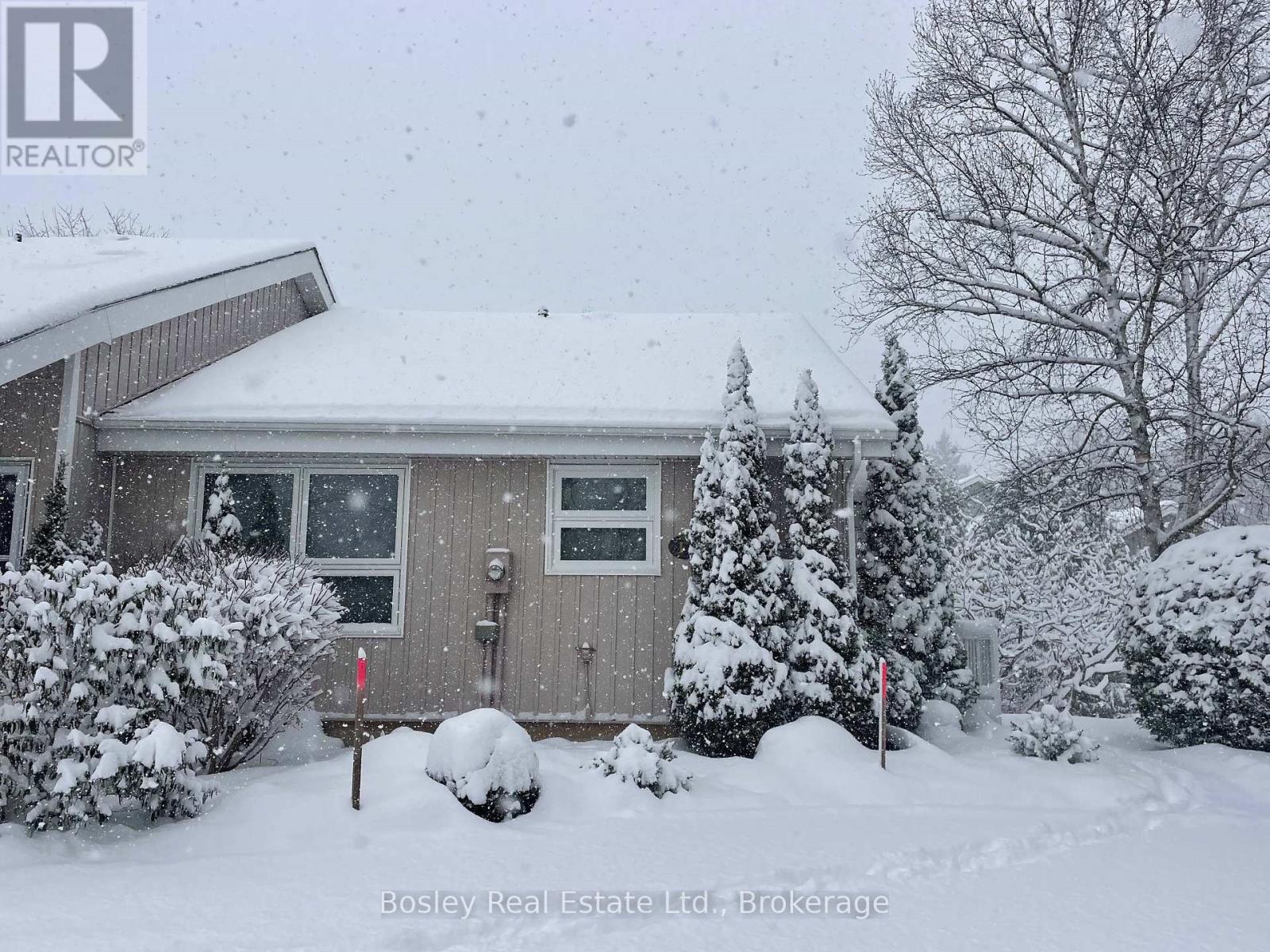 17 - 58 Alice Street, Blue Mountains, Ontario  N0H 2P0 - Photo 22 - X12449828